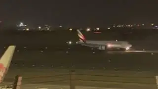 Taoyuan airport Terminal 2 Emirates Boeing 777 landing（B77W）