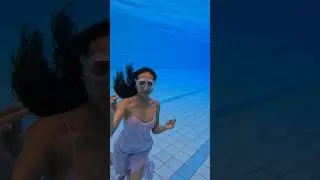 Girl underwater is just amazing