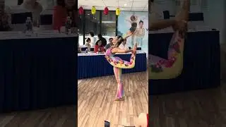 Biểu diễn yoga nghệ thuật by Thi&ecirc;n B&aacute;ch Diệp #yogavietnam  #kientuongyogavietnam #yogaonlineclasses