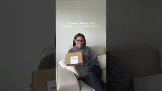 unboxing &ldquo;Discover the magic of the Essence Beauty Box 💖 A gift made just for you every month.