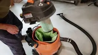 Using the RIDGID Premium Cyclonic Dry Pick Up Dust Bags