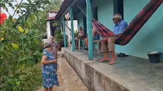 PASSEANDO COM MINHA TIA + ERA PARA LEVAR A GATINHA PARA TIRAR OS PONTOS+ INFELIZMENTE NÃO DEU.