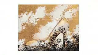 Toma shoes, hand painted with gold leaf gofun and ink by the Japanese artist Shoko Okumura.