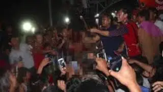 angry mob loop sound effect
