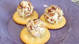 I Made This Everything Bagel Mini Cheeseballs Party Appetizer And They Were Gone In 5 MINUTES!
