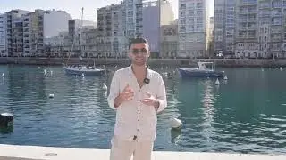 Biz Kimiz?