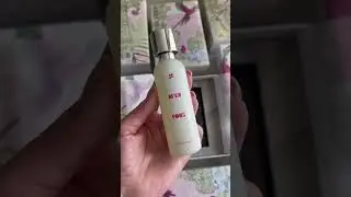 Je m'en Fous (&laquo;Мне всё равно&raquo;) от бренда What we do is secret