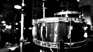 Oasis - Acquiesce (drums solo)