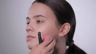 Curso de Maquiagem Online - Aula gr&aacute;tis - Pele