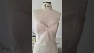 Modelagem de Corset com Decote Coração