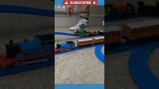 DAMO отправляется на МИССИЮ! Найдите пропавшую игрушку Plarail Thomas & Friends&reg;! #plarail #minic...