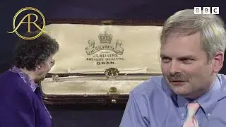 A Beautiful Brown Diamond Brooch | BBC Antiques Roadshow UK