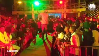 ADVISER CONCERT SONOPLUS (filmé par un téléphone)