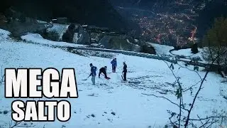 CONSTRUYENDO UN MEGA SALTO CON NIEVE