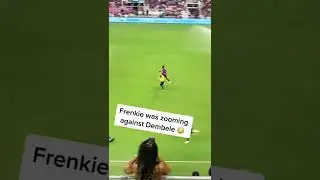 De Jong got wheels 👀