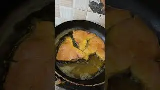 Crispy Bengali Katla Fish Fry  #KatlaFishFry #BengaliRecipe #MaachBhaja #FishFry #BengaliFood