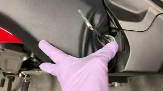 How to change the battery on a Yamaha FZ07 motorcycle