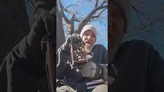 Чугунный настенный держатель для спичек