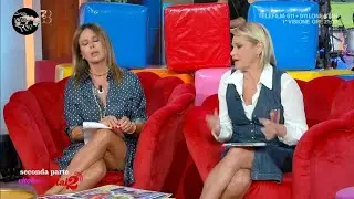Лучшие ноги итальянского телевидения - Паола Перего