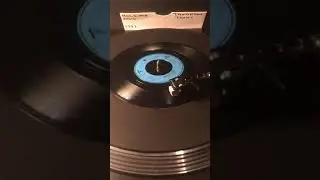 The Thompson Twins- Hold Me Now (Vinyl 45 ) From 1983 .