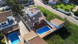Moradia T3 com piscina e garagem na Praia da Luz | Ref:. V1873