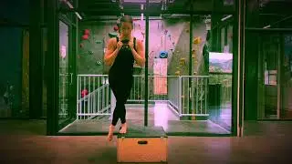 Curtsy Step Up