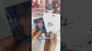 last run in my #txt unboxing saga&hellip; signed albums!! #moa let&rsquo;s go💫comment your fave concept!!