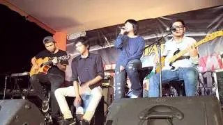 Labil (acoustic) 2 July 2011