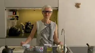 Bo&icirc;te Collector La Vache qui rit 5 - Karin Sander VOSTFR