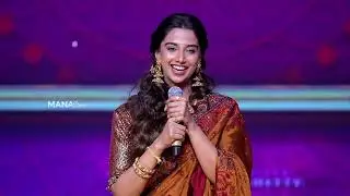 Actress Meeakshi Chaudhary Cute Speech @ #AnaganagaOkaRaju Pre-Release Event