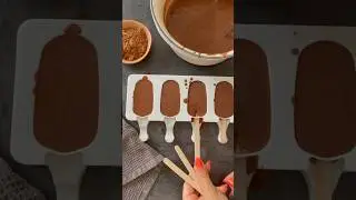 EASY dairy-free chocolate popsicle 🍦 3-INGREDIENTS ONLY!! 😎💪🏻 | fromtheground