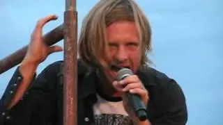 Switchfoot Restless - Jon Foreman invades my personal space!!! [Heaven Fest 2012]