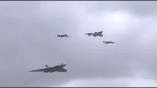 Avro Vulcan XH558 - Yeovilton Air Day 2015