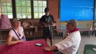 Pertemuan Om Eli Kissya, kepala kewan Haruku 1