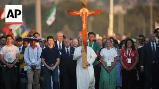 Pope Leo XIV arrives on opening day of Youth Jubilee in Rome