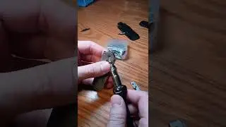 WORKPRO Folding Utility Knife Pocket Clip Removal