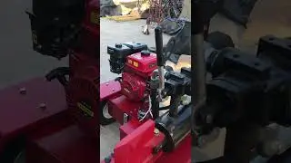 M&aacute;quina partidora le&ntilde;a troncos astilladora hidr&aacute;ulica 42 toneladas 18HP bencinera www.tecnodeliv.cl