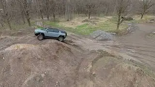 Off-roading in Hummer EV 3x! Dominating an off-road park!
