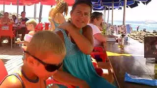 CLIP0016 holiday