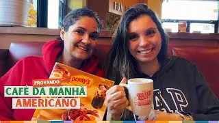Café da manhã tipicamente americano no Denny's