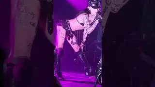 yeule - Evangelic Girl Is A Gun live @ Columbia Theater, Berlin 07/07/2025 #yeule #live #glitches