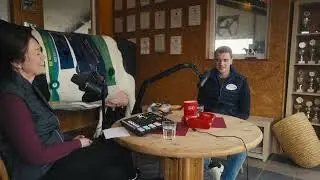 Vom H&ouml;rsaal in den Hightech-Stall &ndash; Milchviehmanagement mit 27 Melkrobotern - Gast: Marik Peters