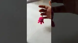 Pipe cleaner keychains