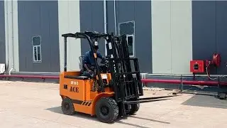 ACE 1.5Ton Electric Forklift in operation