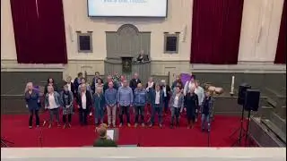Popkoor Ripa zingt Viva la vida van Coldplay