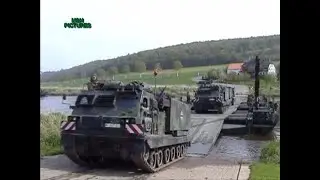 Die Artilleriebrigade 100 der Bundeswehr im April 2004 im Man&ouml;ver!