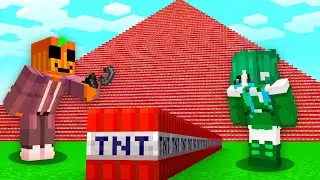LLENÉ el MUNDO de MI AMIGA de TNT en Minecraft!