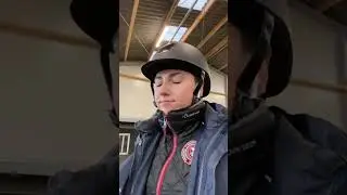 Wanneer je in de winter van je paard afstapt&hellip;😅😂