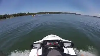 YAMAHA VXR 1800 (wave jumping/ broken ribs)
