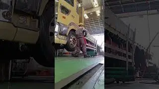 Track Mechanic 🇵🇭🇯🇵 #japan #automobile #travel #tractor